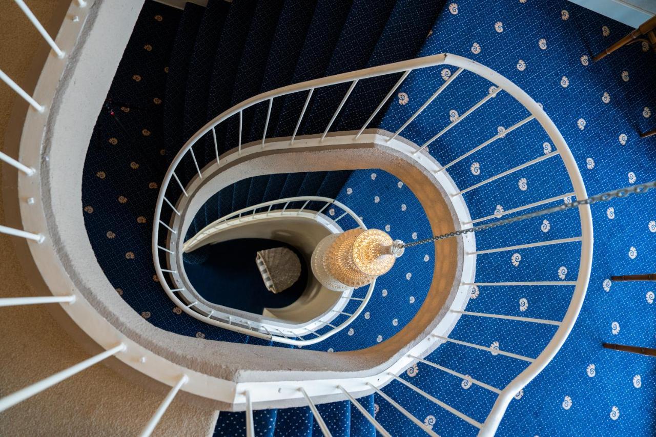 Strandhotel Nassau-Bergen Bergen aan Zee Extérieur photo