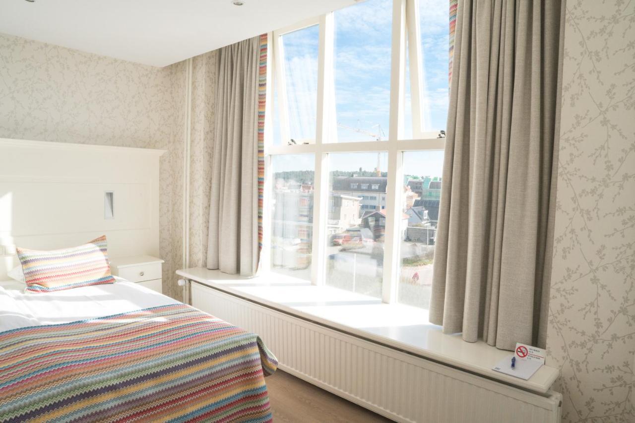 Strandhotel Nassau-Bergen Bergen aan Zee Extérieur photo